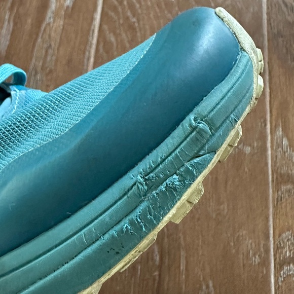 Women’s Arc'teryx Norvan LD 2  Turquoise Blue Lightweight Trail Shoes - Picture 8 of 9